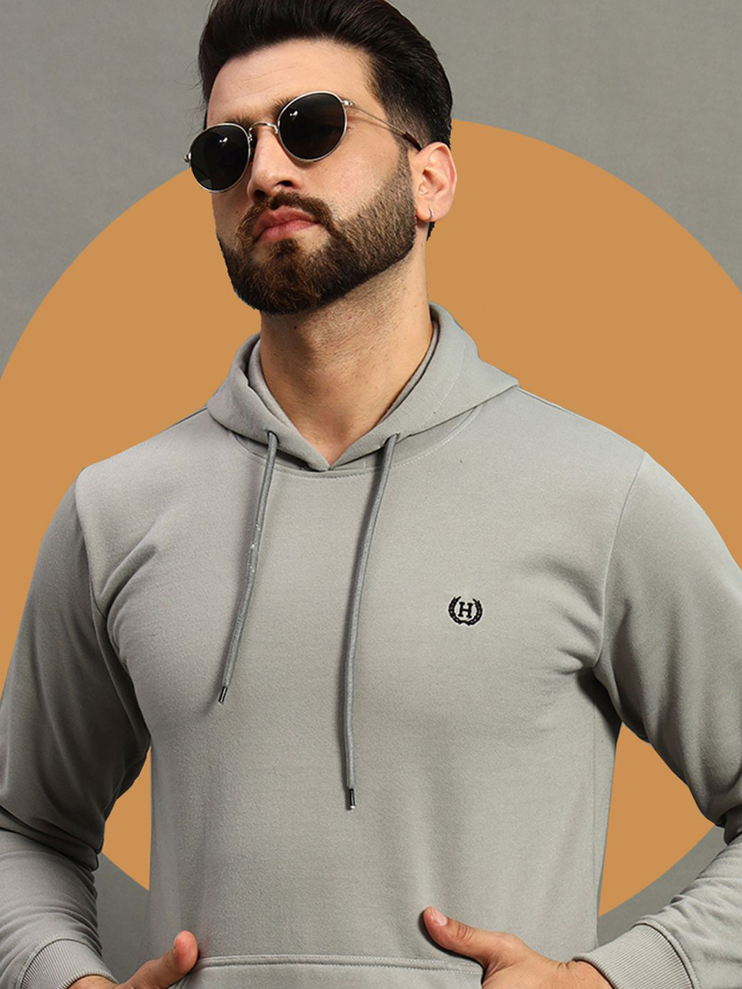 

HUSHBUCKS Men Hooded Sweatshirt, Grey