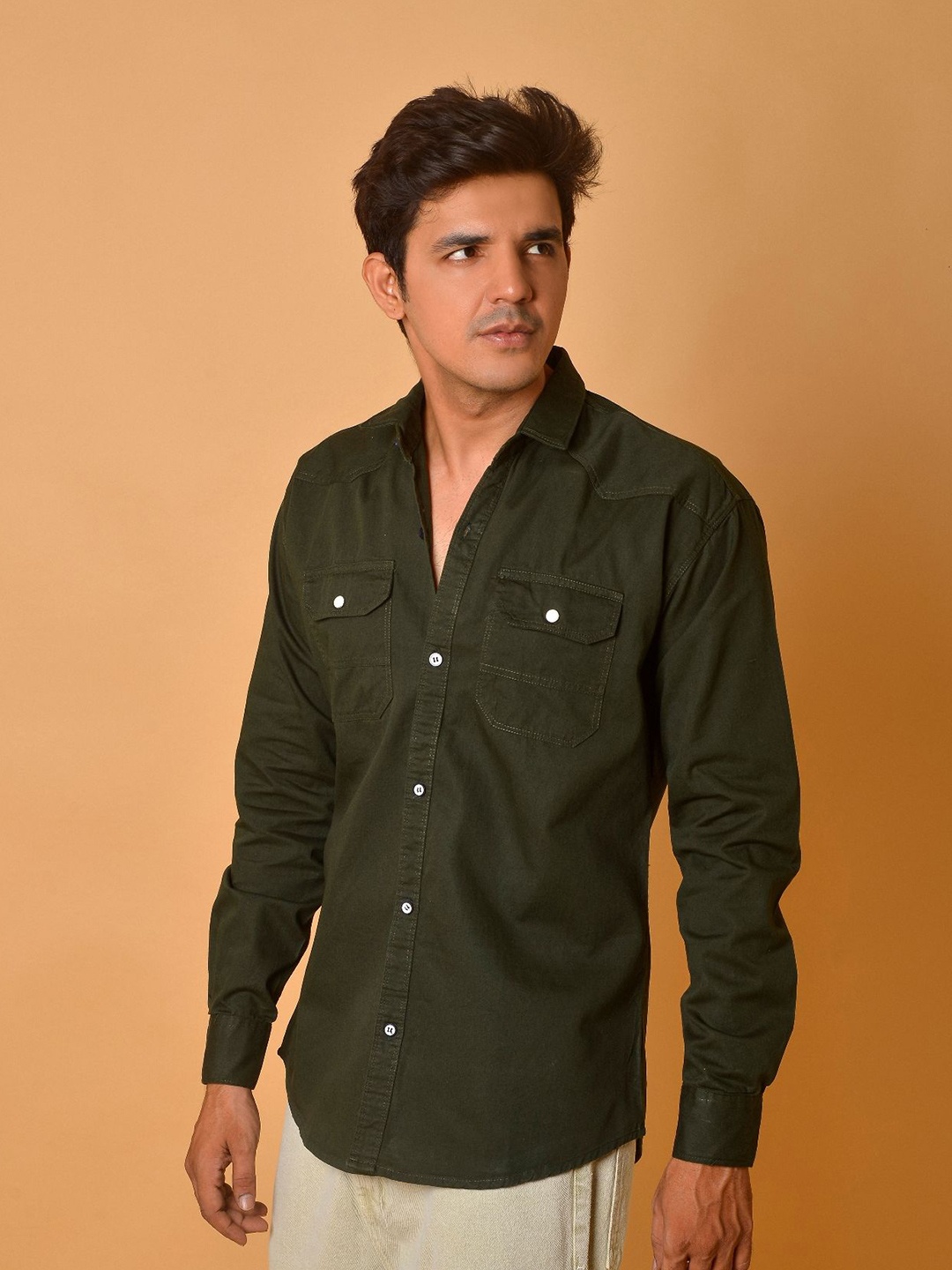 

Fesner Men Comfort Fit Spread Collar Solid Cotton Casual Shirt, Olive