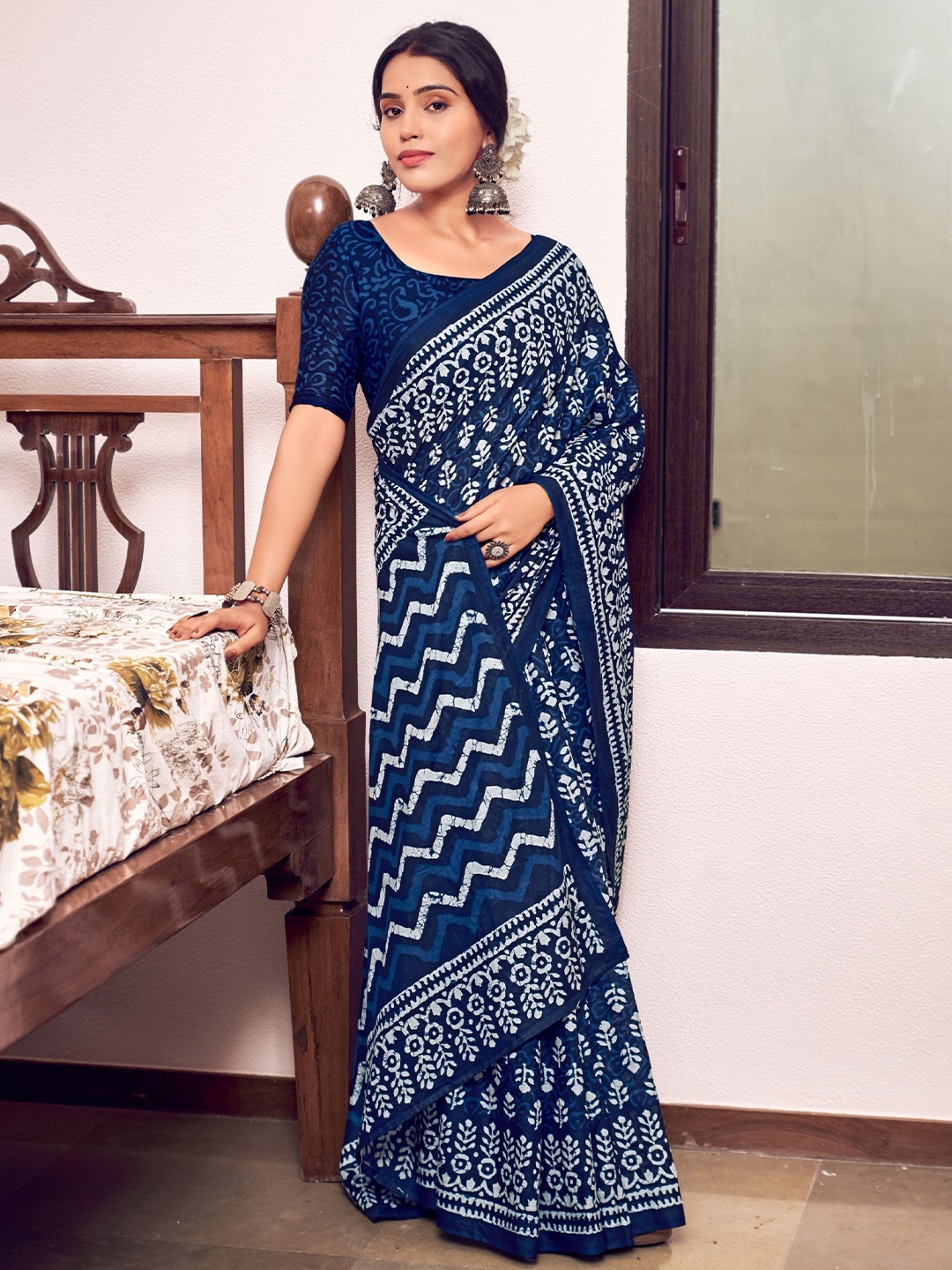 

Moda Rapido Batik Pure Cotton Bagru Saree, Navy blue