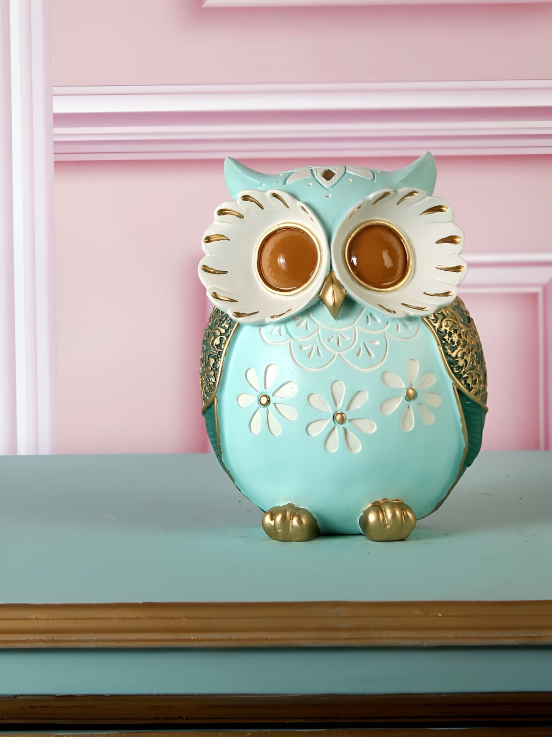 

THE WHITE INK DECOR Blue And White Owl Figurine Showpiece