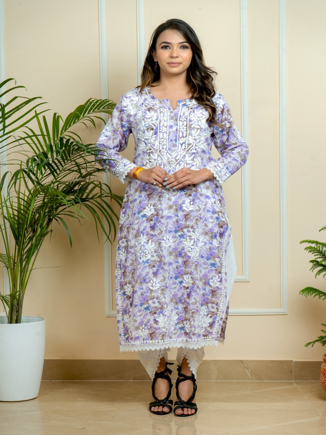 

ADR CHIKAN Floral Embroidered Thread Work Pure Cotton Kurta With Dhoti Pants, Purple