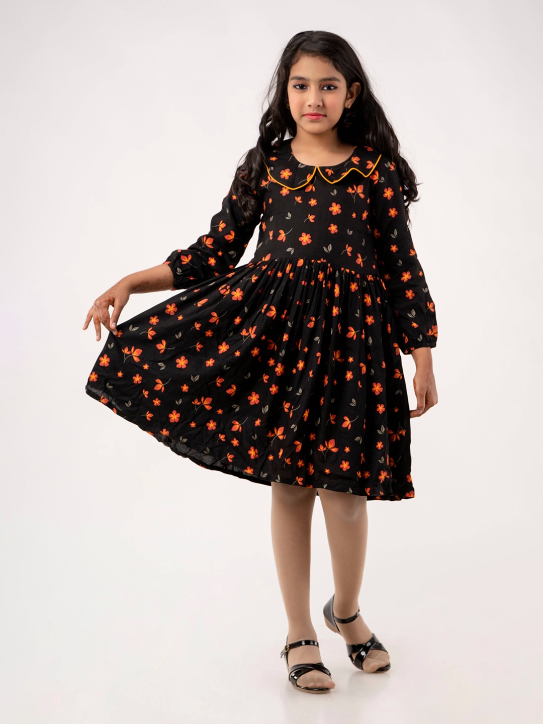 

TUNIYA Floral Print Fit & Flare Dress, Black