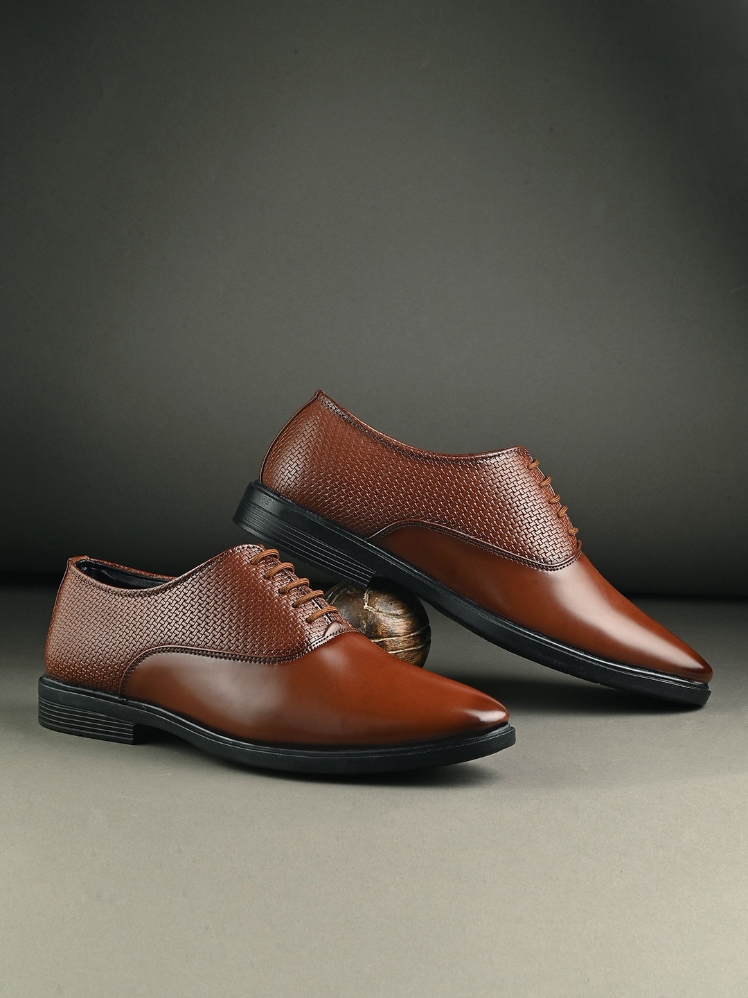 

Provogue Men Formal Derbys, Brown