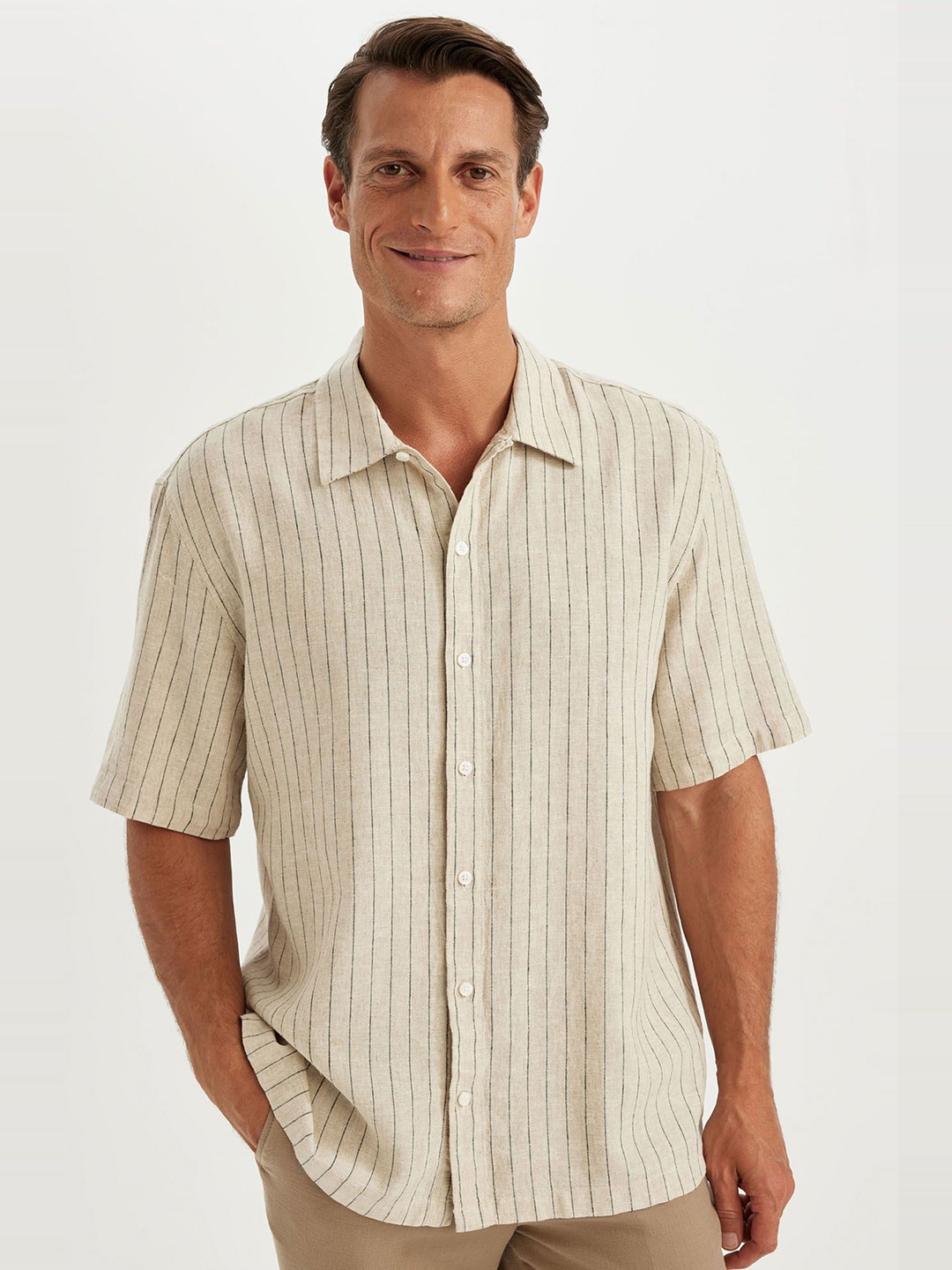 

DeFacto Men Spread Collar Vertical Striped Linen Casual Shirt, Beige