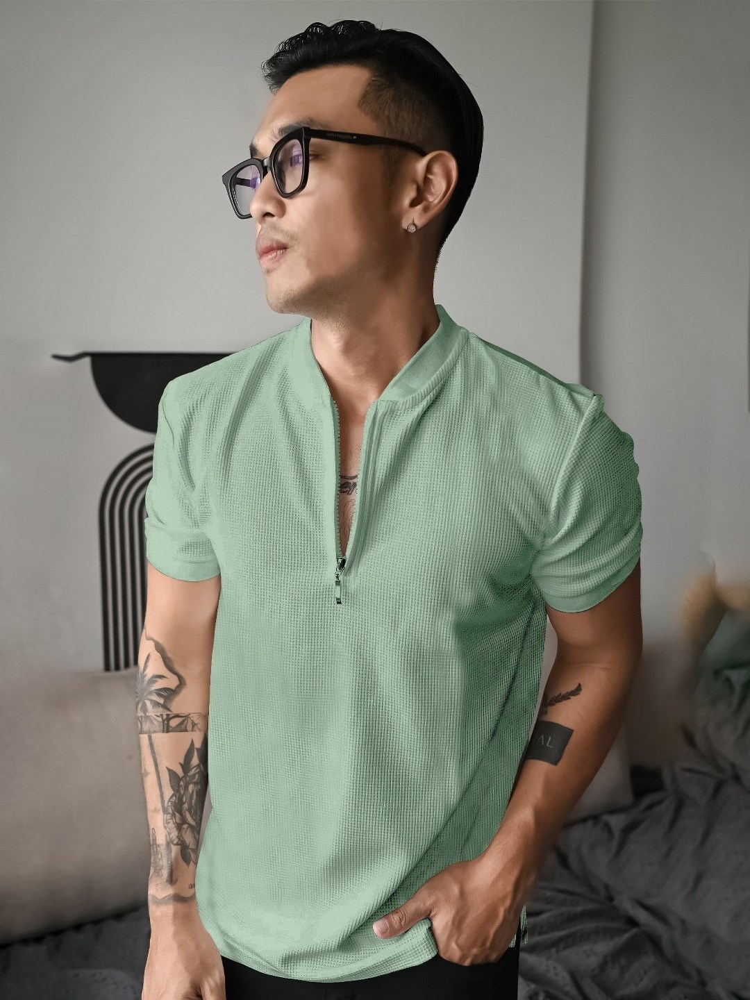 

JUMPCUTS Men Self Design Henley Neck Cotton T-shirt, Sea green