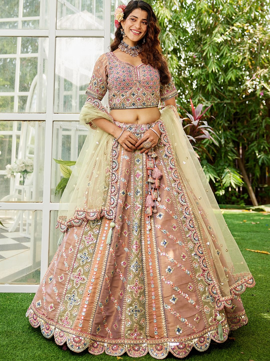 

panchhi Embroidered Semi-Stitched Lehenga & Unstitched Blouse With Dupatta, Lavender