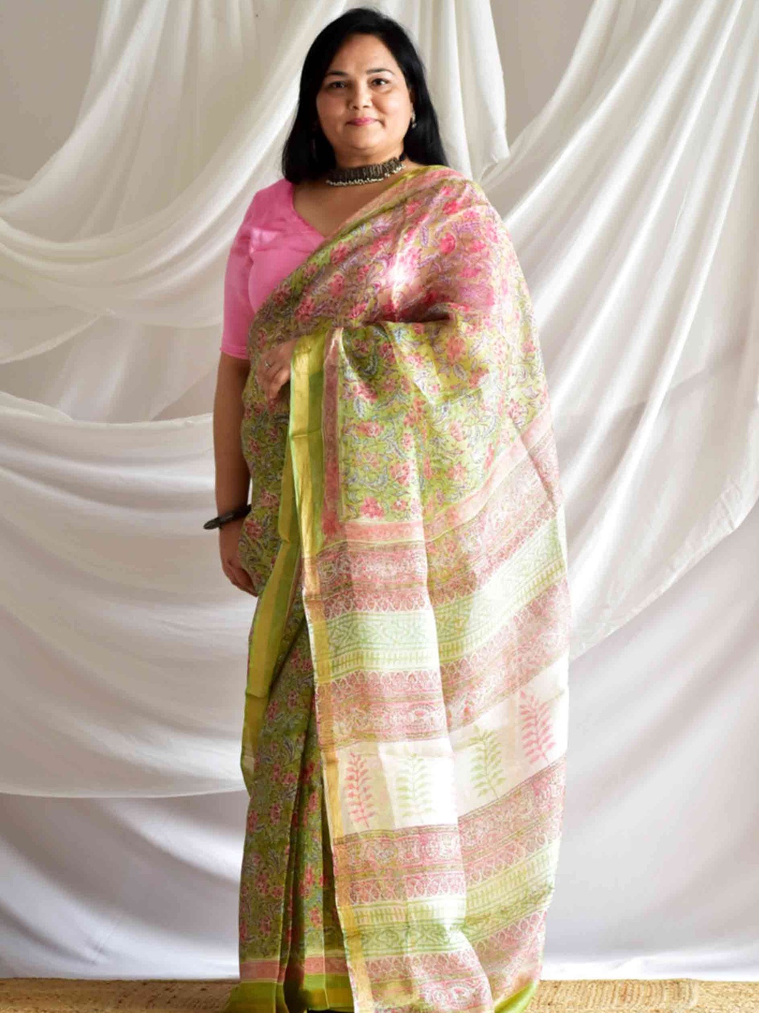 

Sundarii Gulbahar Kota Doria Saree, Green