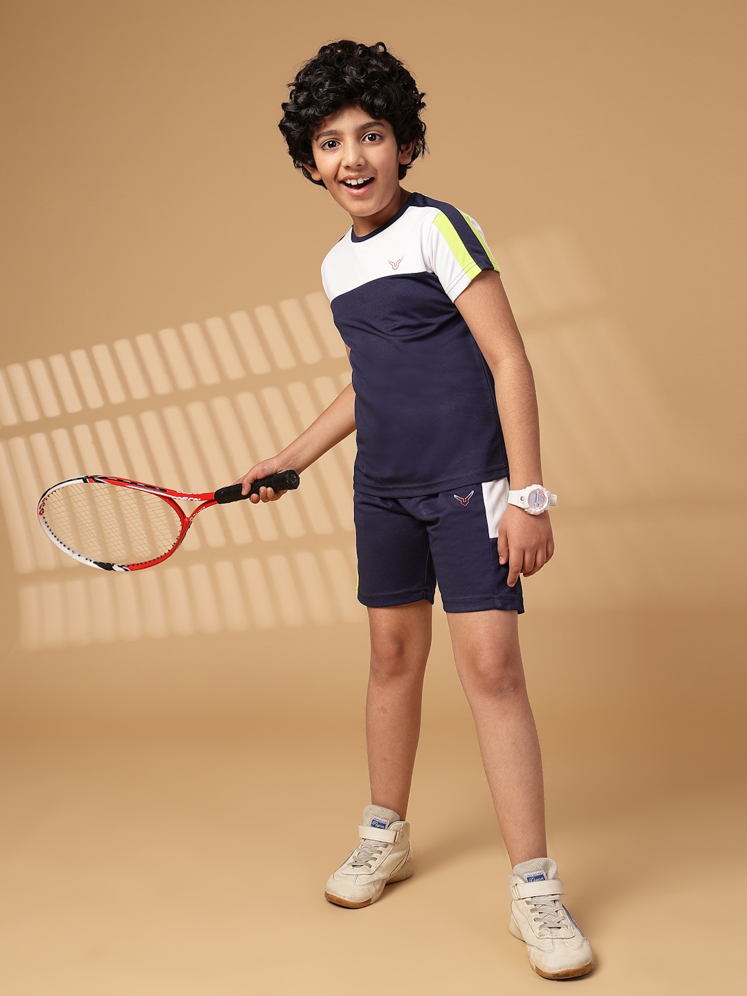 

Invincible Boys Colorblocked Regular Fit Mid-Rise Shorts, Na