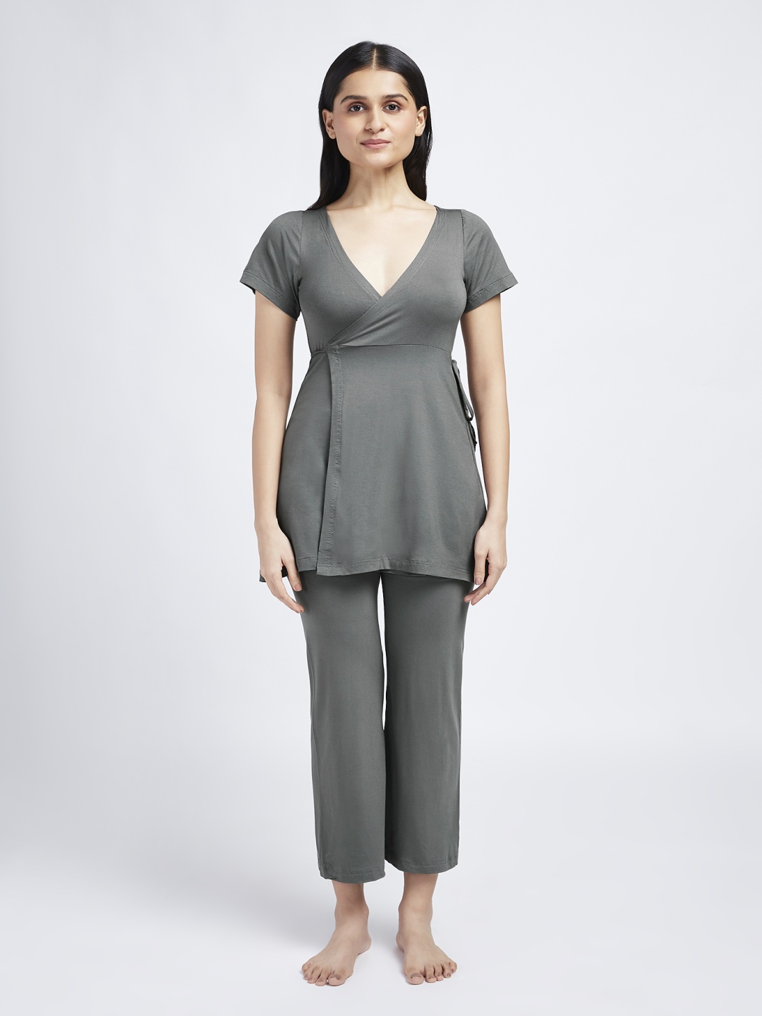 

Block Hop Maternity V-Neck Top & Trouser, Grey