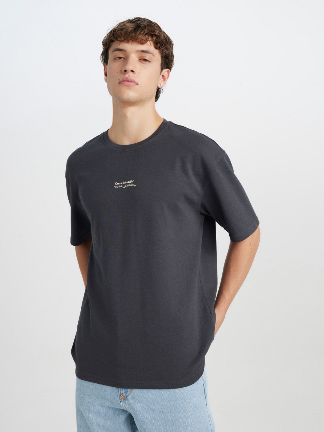 

DeFacto Men Typography Printed Round Neck Cotton T-shirt, Charcoal