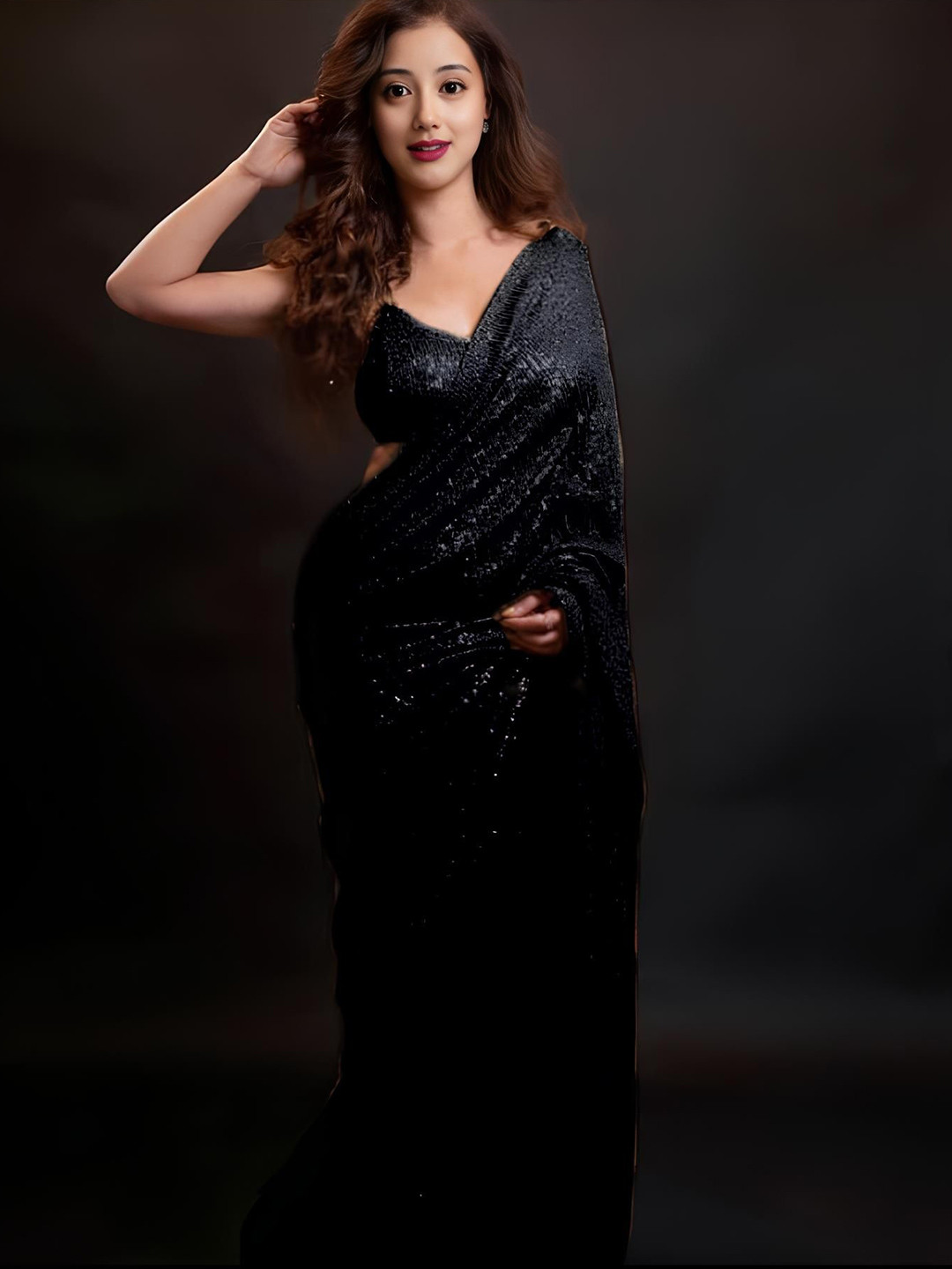 

ANJANI TEXTILE Embellished Sequinned Saree, Black
