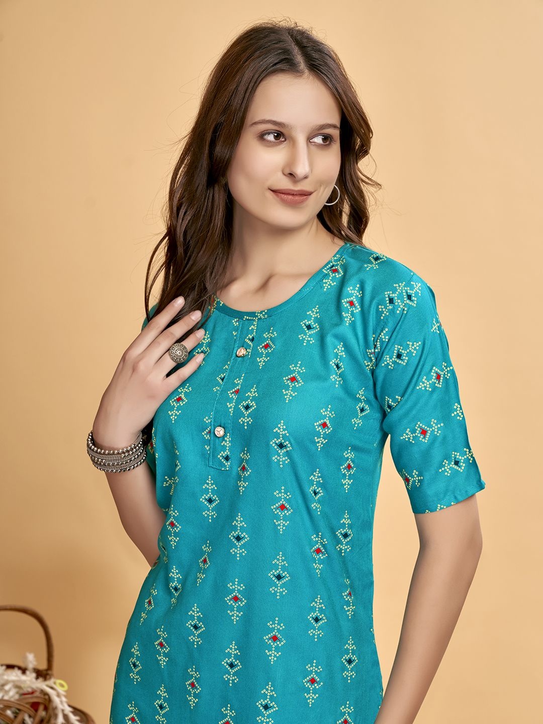 

Anouk Rustic Bandhani Printed Round Neck Straight Kurta, Blue