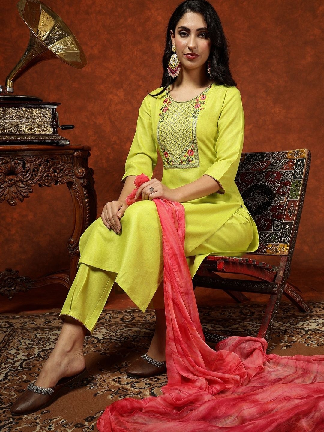 

Divastri Floral Yoke Design Round Neck Embroidered Straight Kurta With Trousers & Dupatta, Lime green