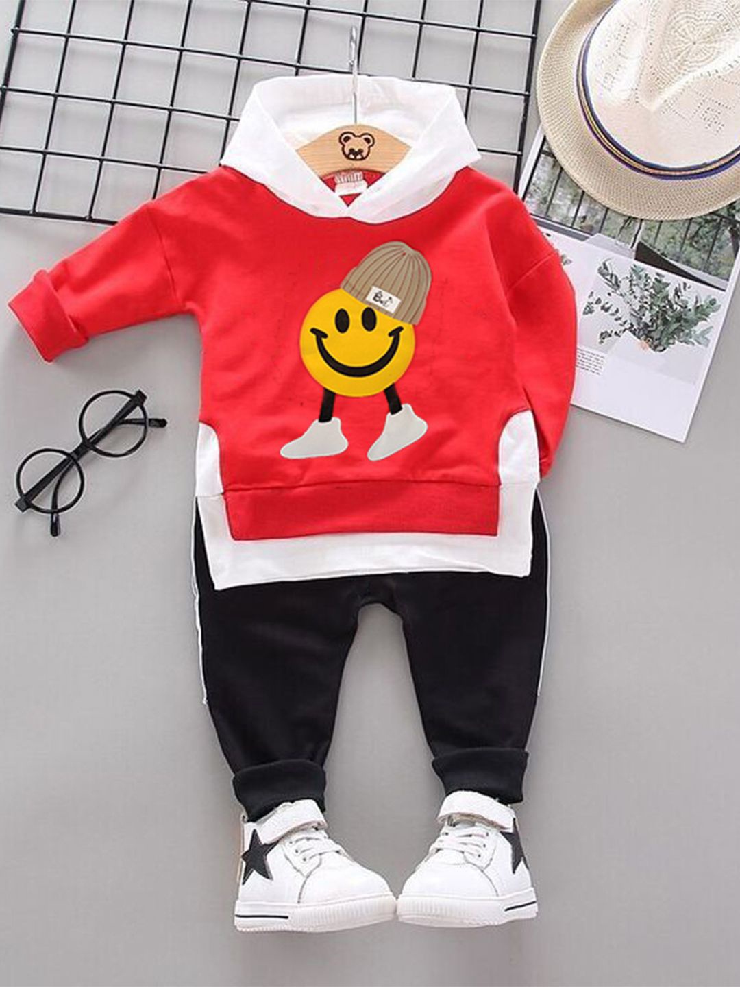 

Bold N Elegant Unisex Kids Graphic Printed Hooded T-shirt With Joggers, Red