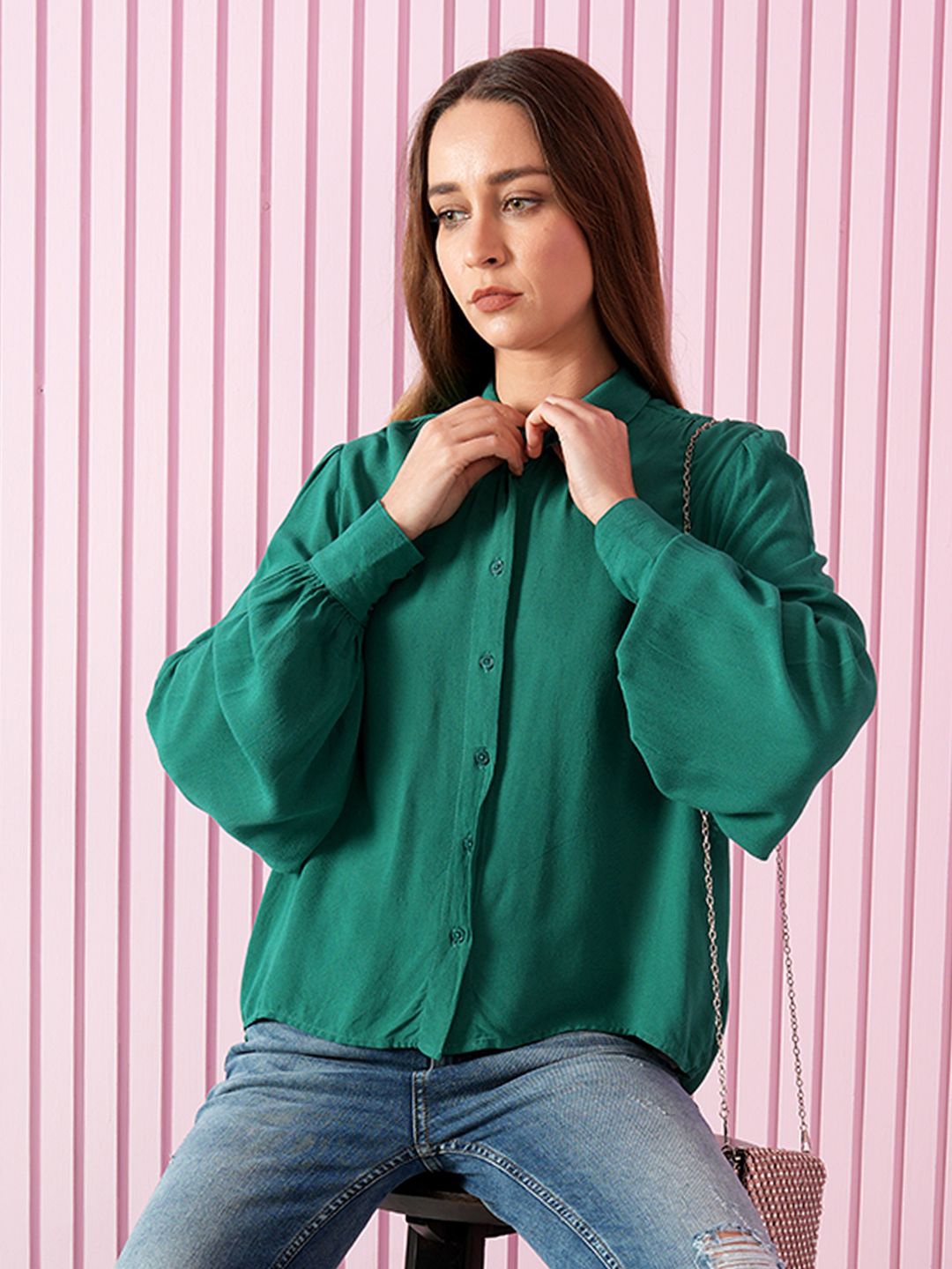 

ONLY Women Spread Collar Solid Cotton Casual Shirt, Green