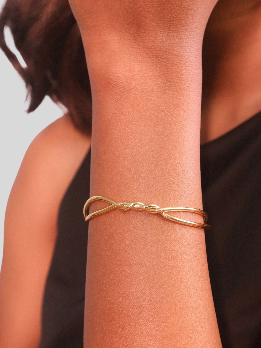 

House of Pehr Gold Plated Knotted Bangle Style Bracelet