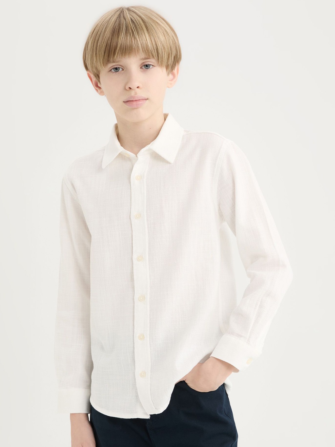 

DeFacto Boys Spread Collar Solid Cotton Casual Shirt, White