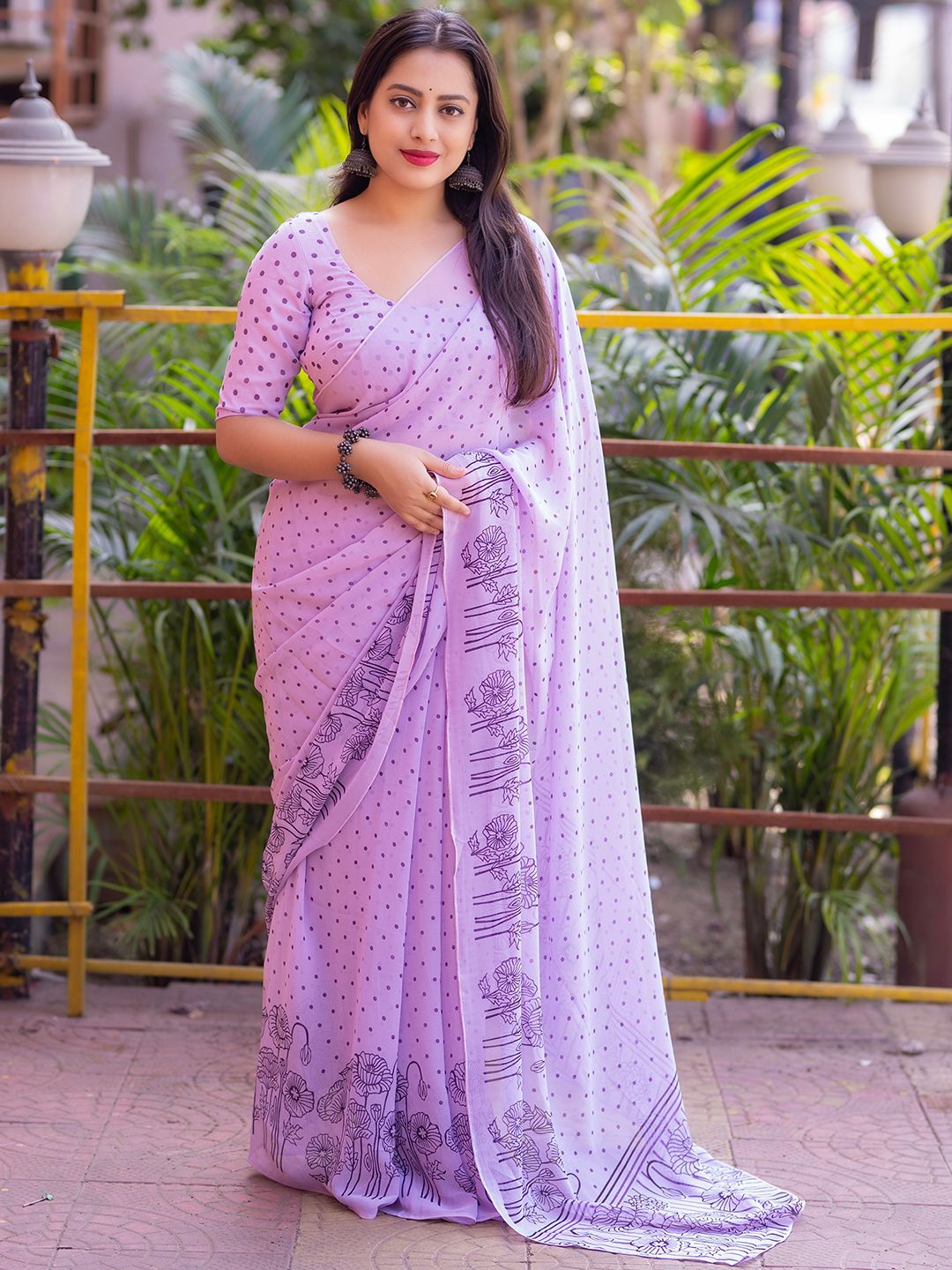 

Panzora Polka Dot Printed Saree, Lavender