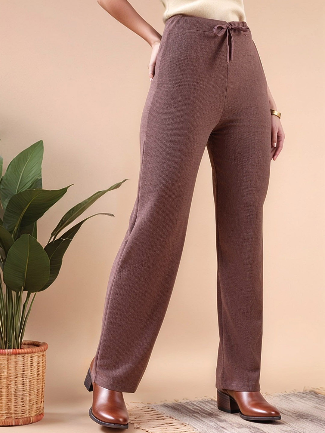 

Mast & Harbour Women Regular Fit High-Rise Trouser, Brown