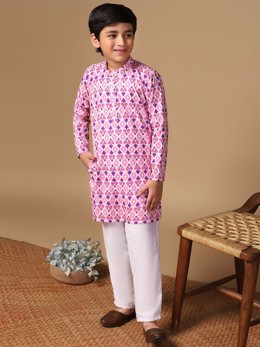 

Sangria Boys Printed Kurta With Pyjama, Pink