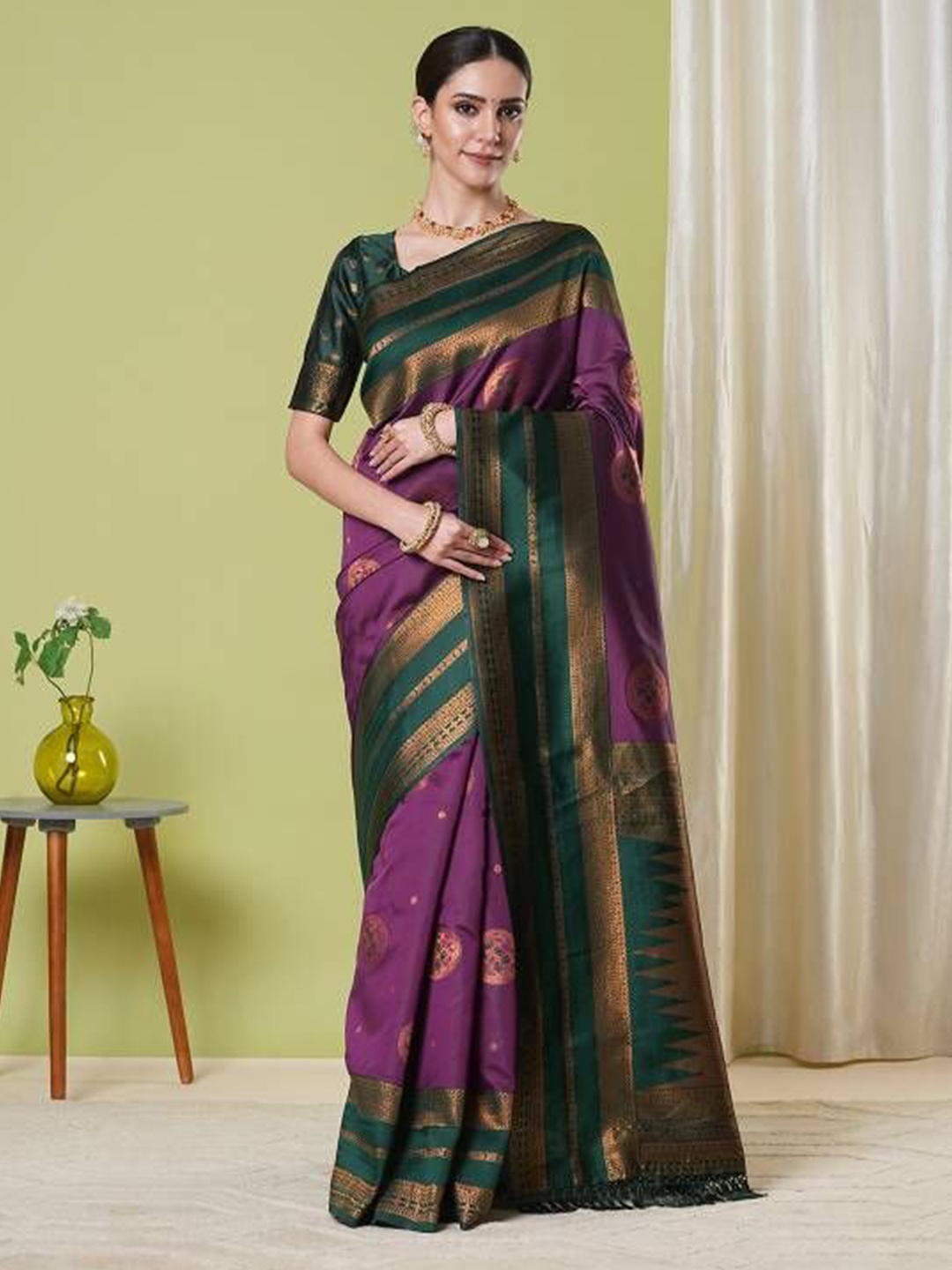 

HI FI NX Woven Design Zari Saree, Purple