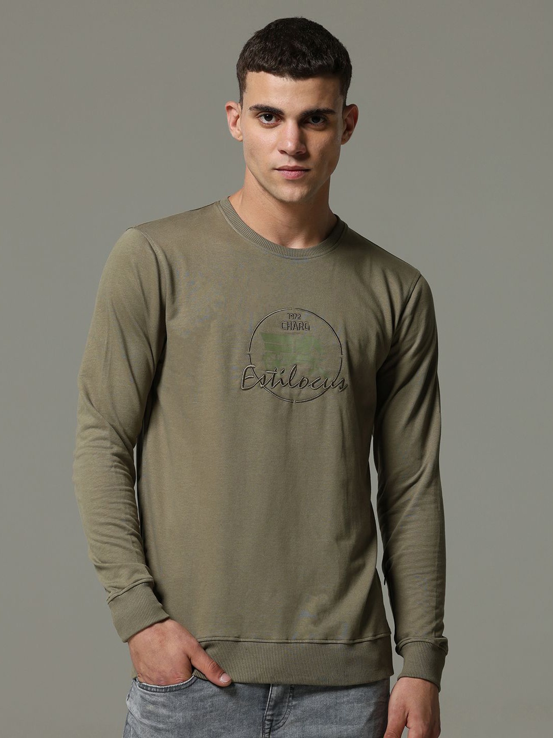 

Estilocus Men Verdant Embroidered Cotton Sweatshirt, Olive