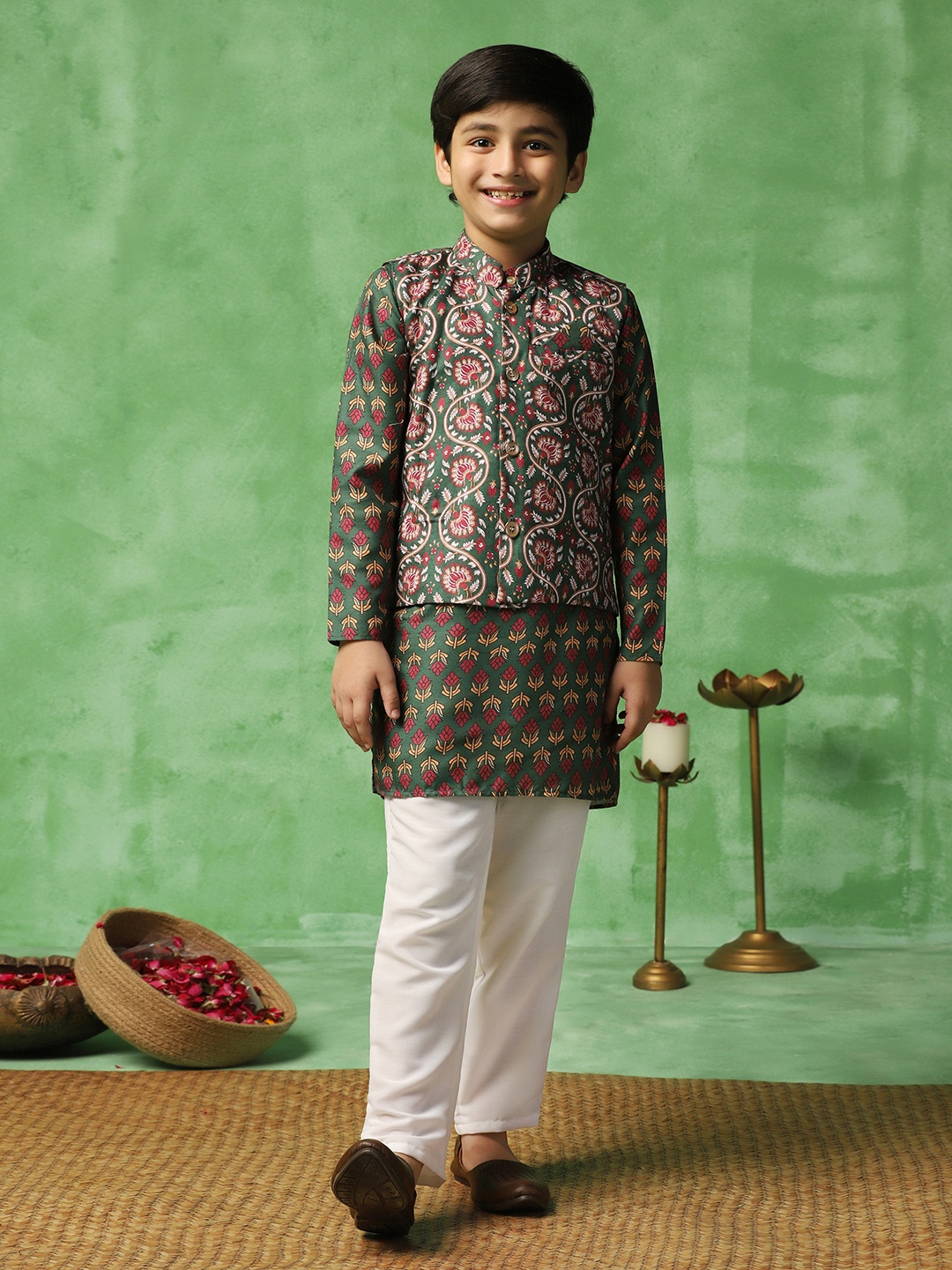 

Sangria Green & Red Boys Floral Printed Band Collar Straight Kurta With Trouser