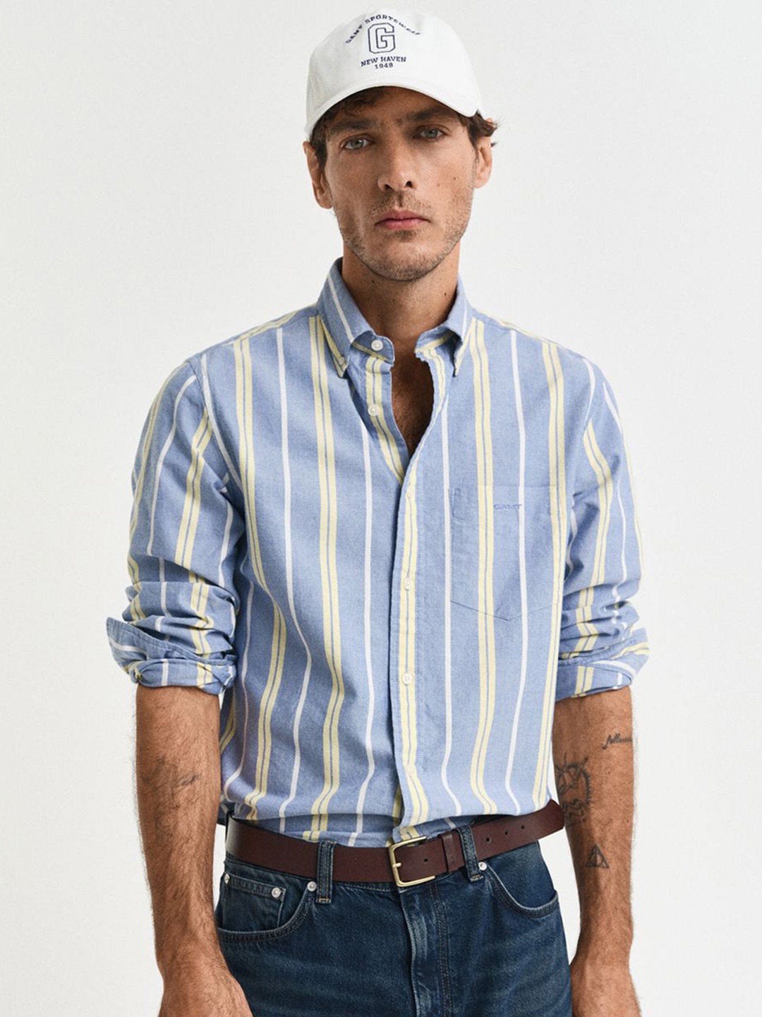 

GANT Men Spread Collar Oxford Striped Cotton Casual Shirt, Blue
