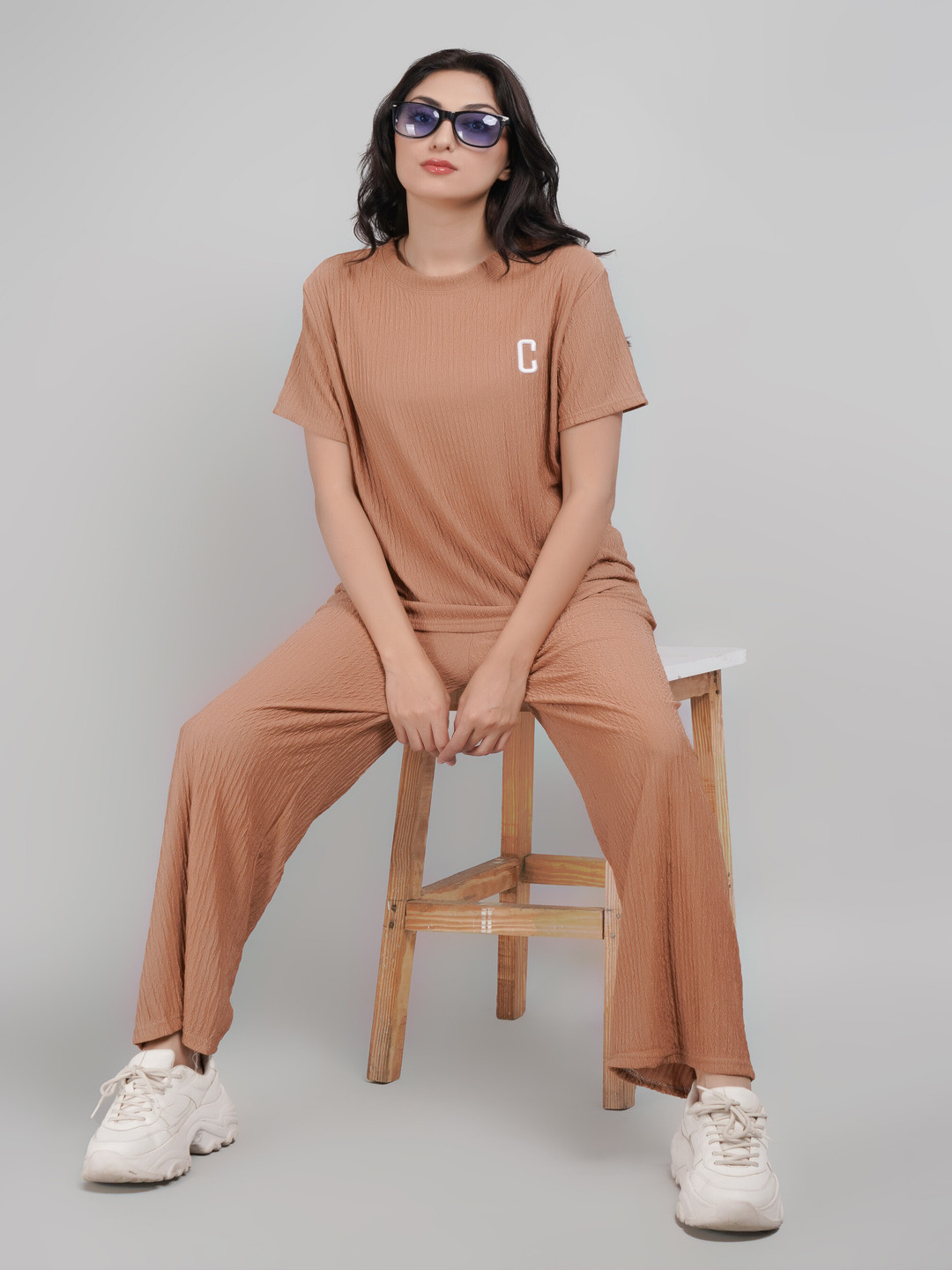 

Lugo Self-Design Top And Trousers, Brown
