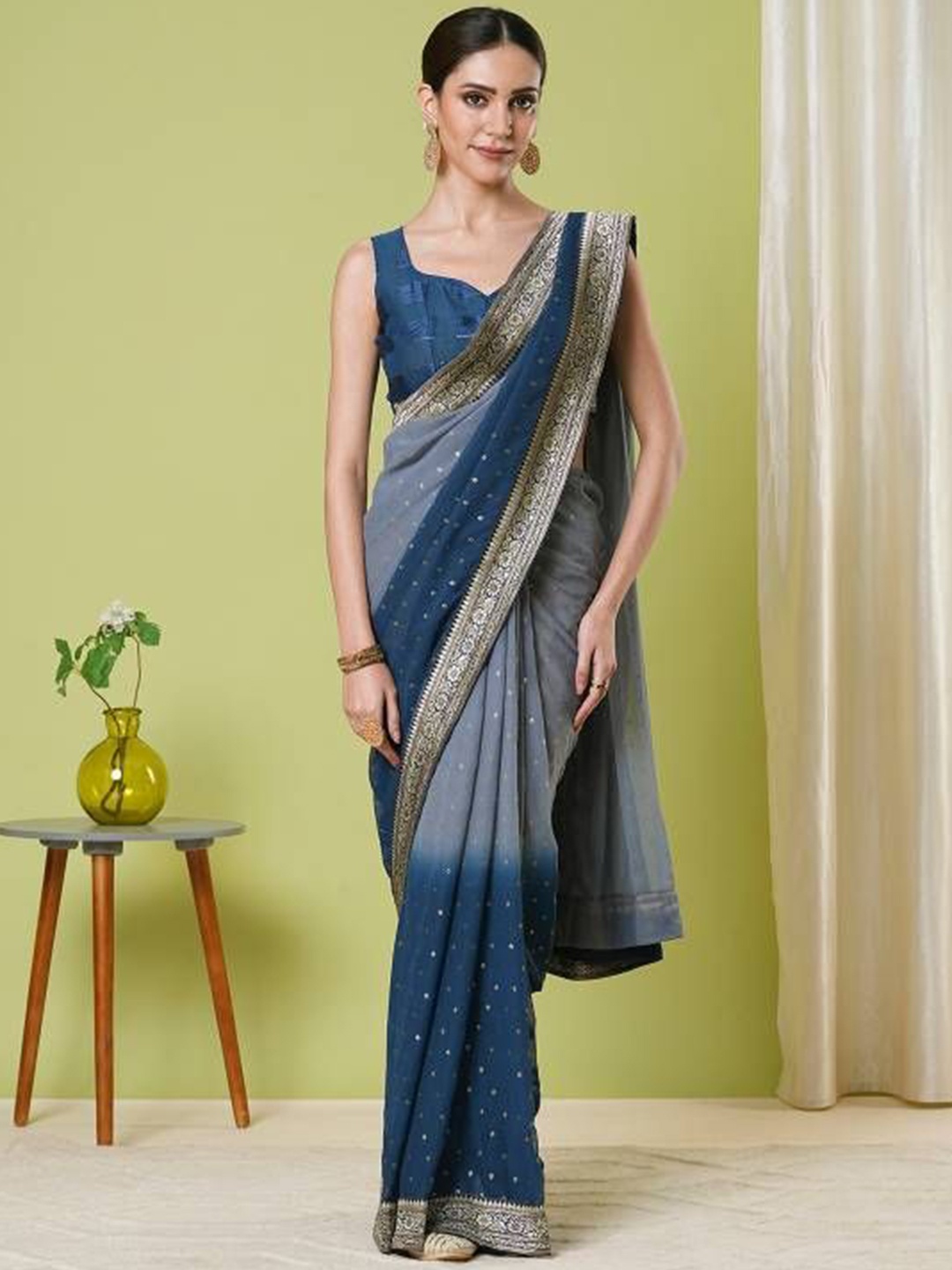

HI FI NX Woven Design Zari Poly Georgette Banarasi Saree, Grey