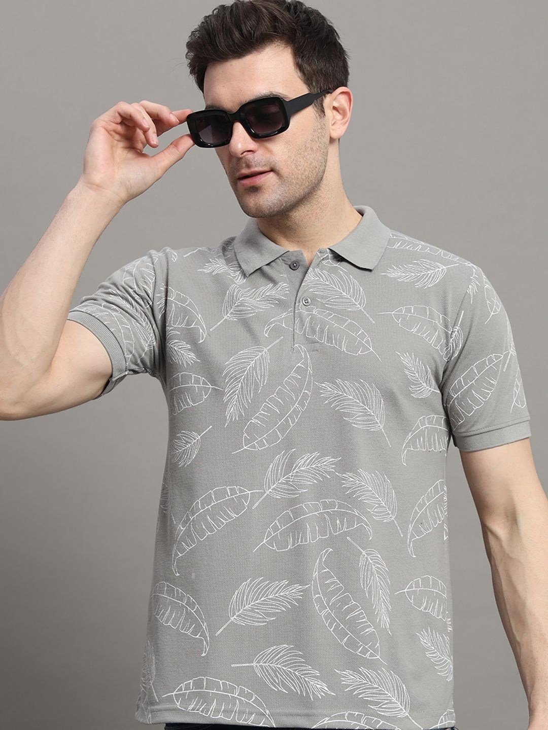 

MXN Men Floral Printed Polo Collar Cotton T-shirt, Grey