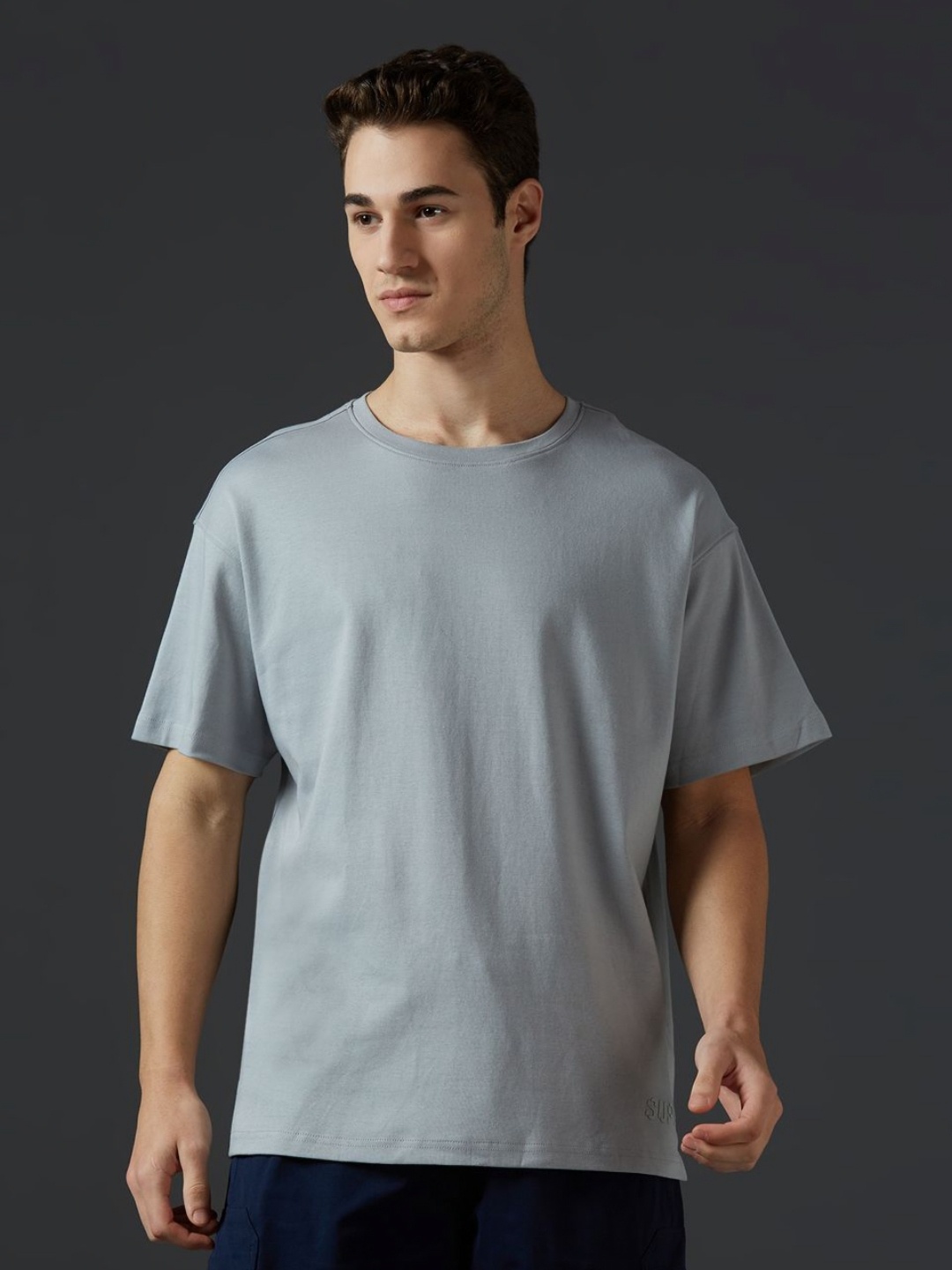 

Supa Men Solid Round Neck Cotton T-shirt, Grey