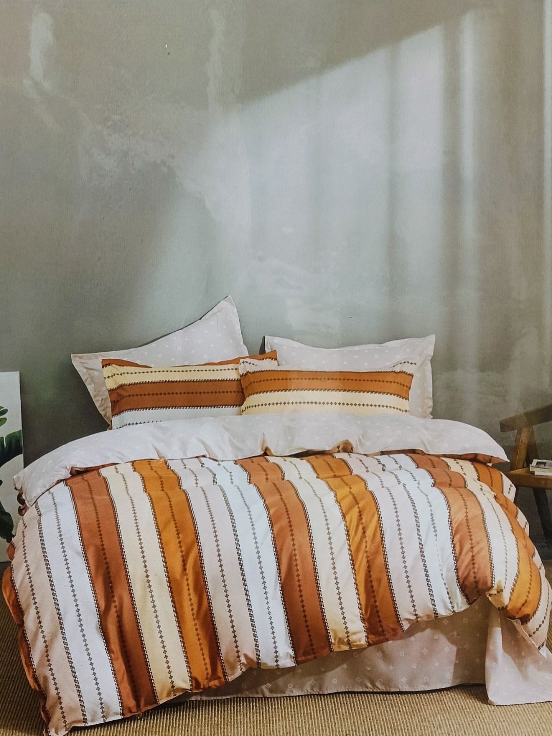 

Signature Peach & White Striped 4 Piece Cotton Double Queen Superfine Bedding Set