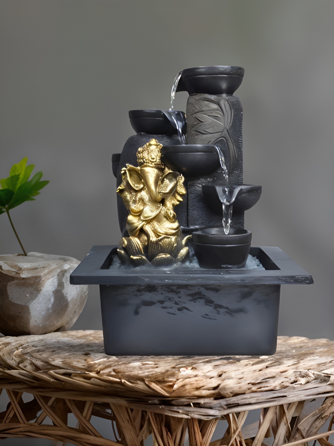 

Royaloak Black & Glossy Divine-Ganesha 5 Drop Water Fountain, Gold