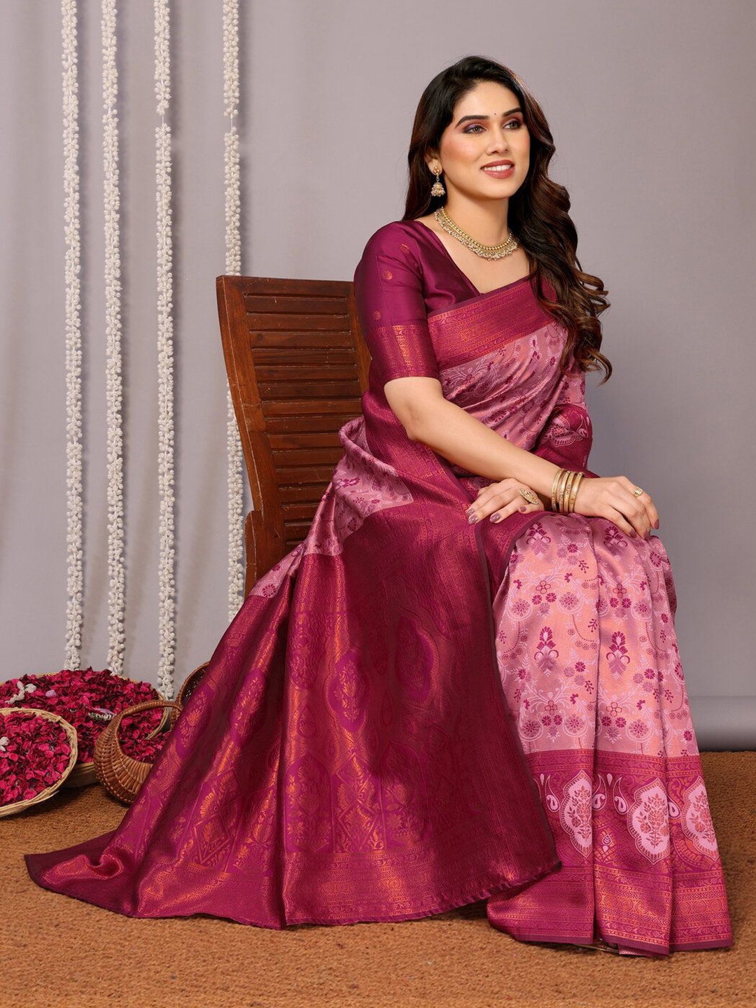 

SHIJILA Floral Woven Design Zari Banarasi Saree, Maroon
