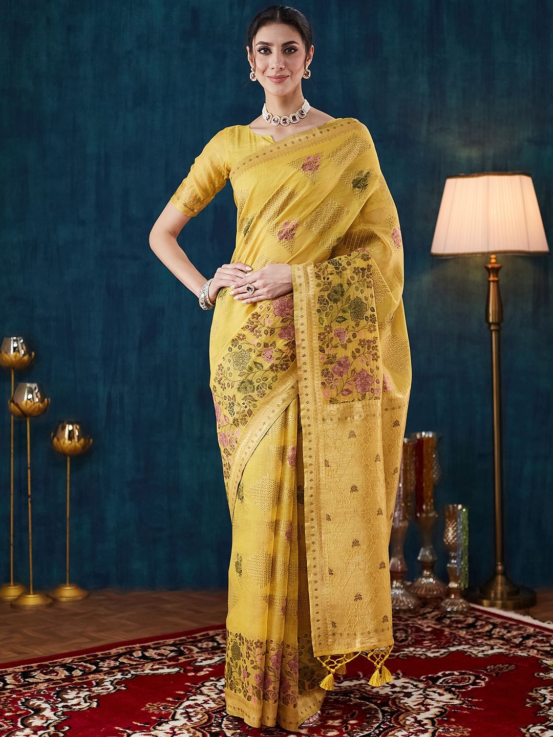 

Satrani Woven Design Zari Saree, Yellow