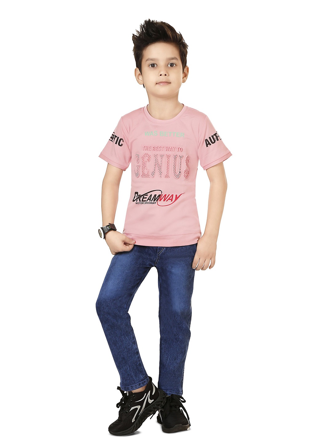 

LUCII Boys Printed Round Neck T-shirt With Jeans, Pink