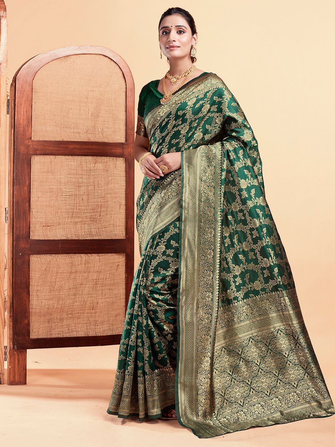 

KALINI Ethnic Motifs Zari Banarasi Saree, Green