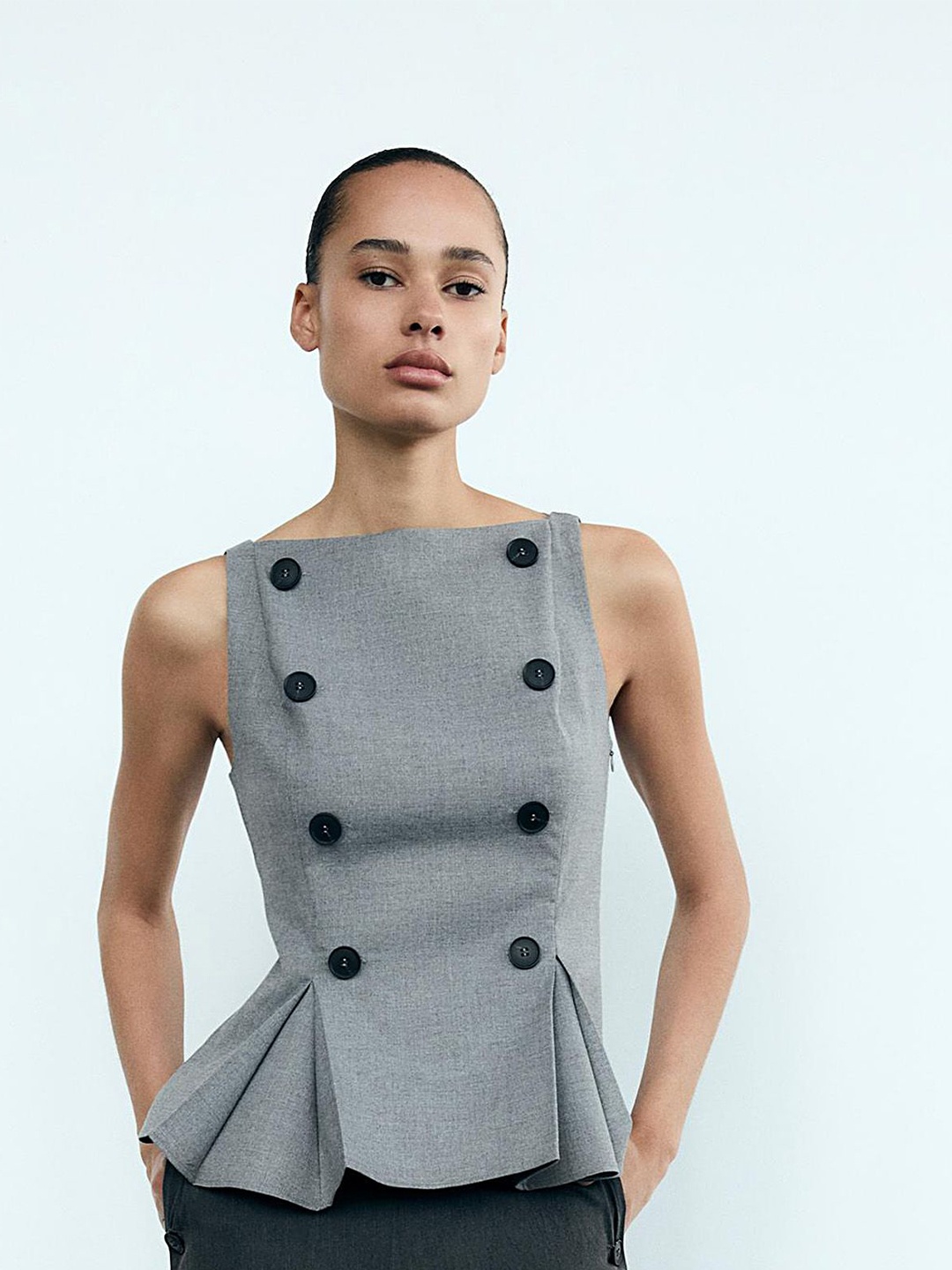 

LULU & SKY Top, Grey