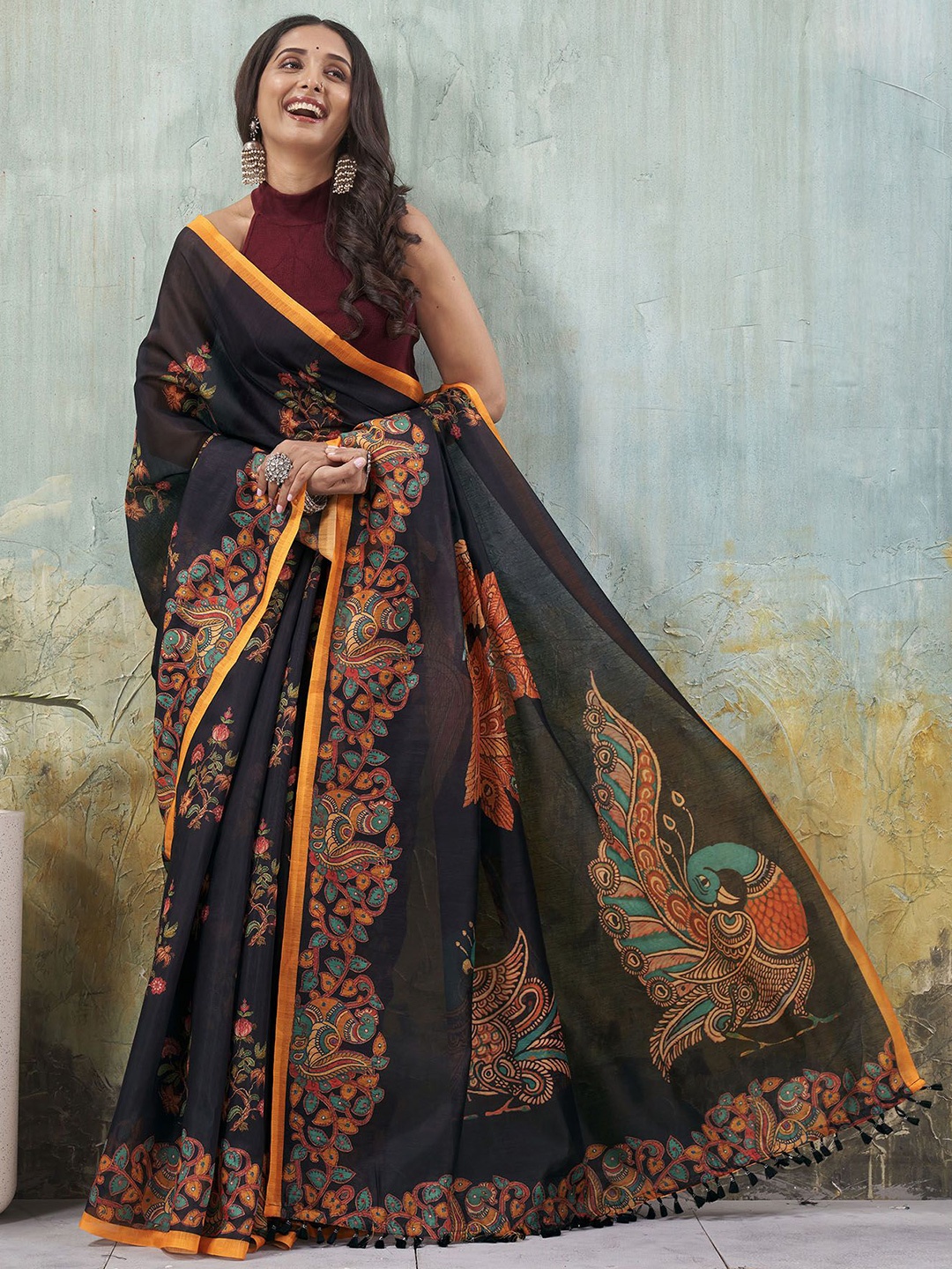 

Ekana Floral Saree, Black