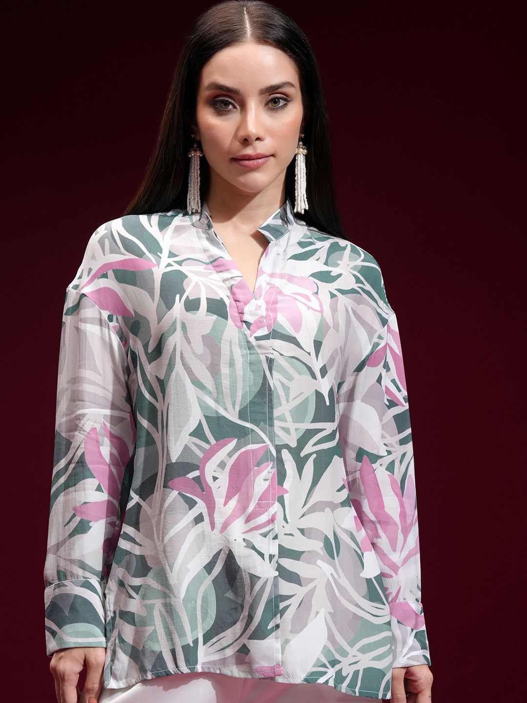 

Vishudh Women Printed Regular Fit Shirt, Blue