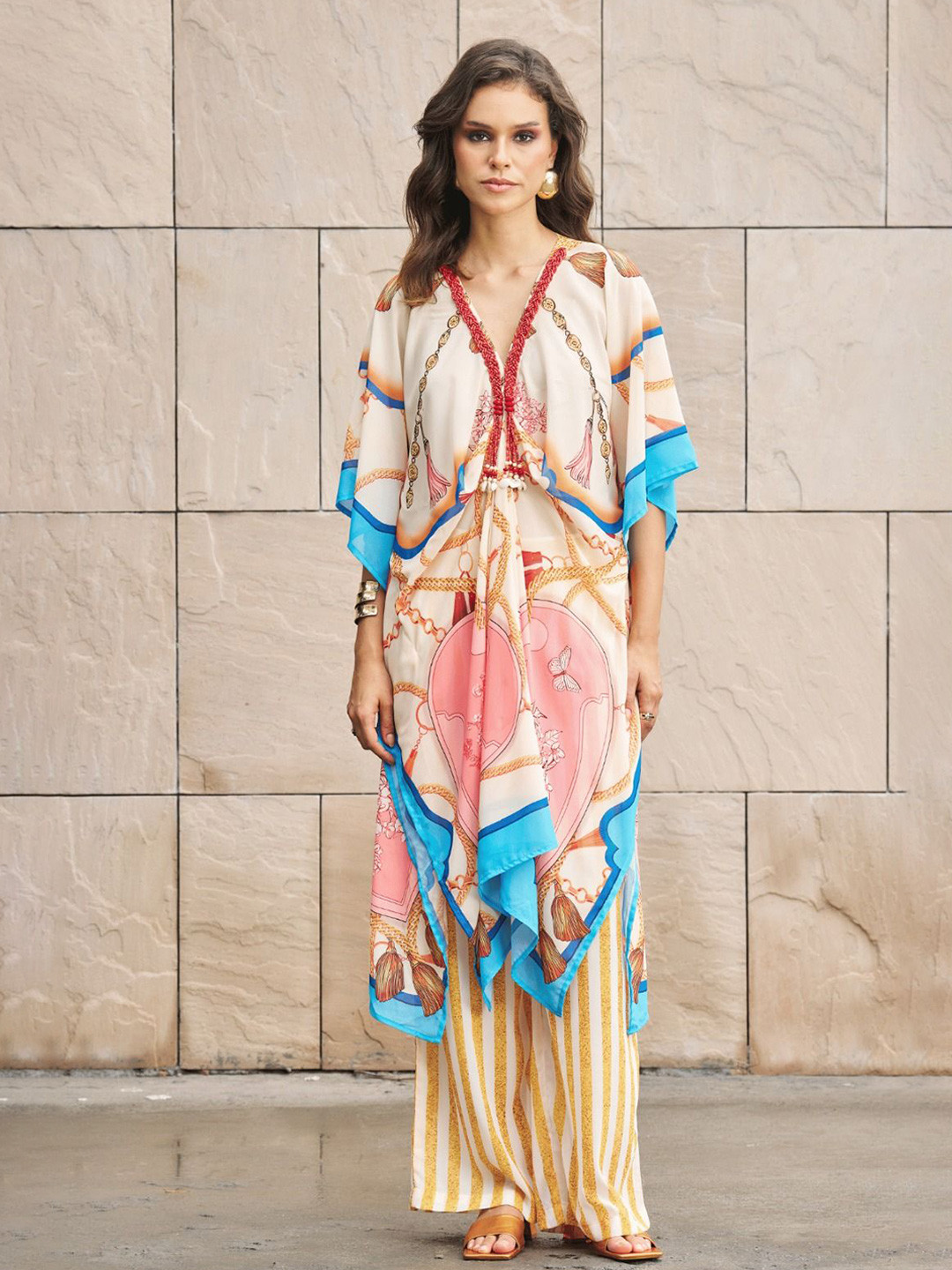 

CIN CIN Floral Printed V-Neck Flared Sleeves Kaftan Top With Pants, White