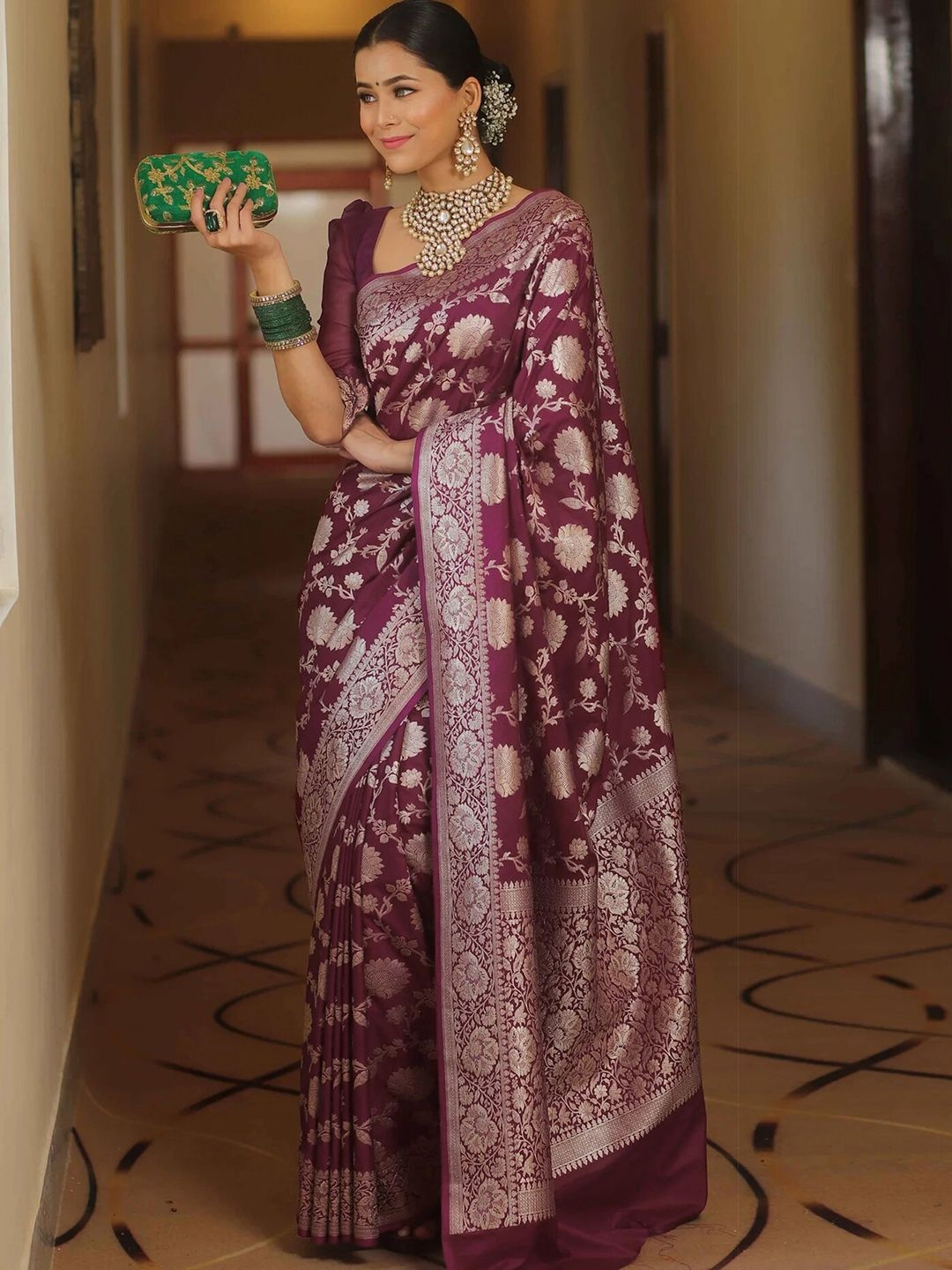 

KALINI Floral Zari Banarasi Saree, Magenta