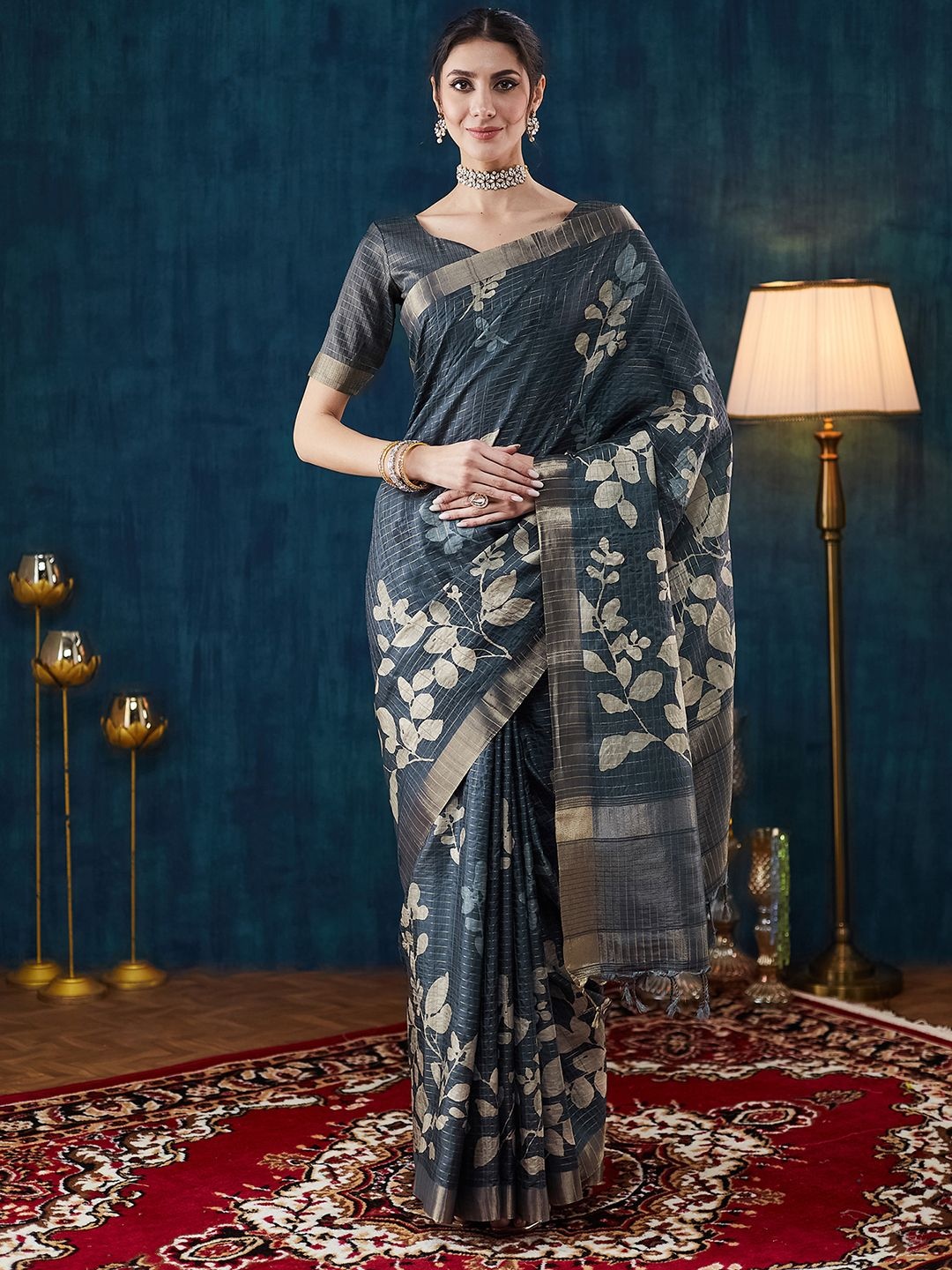

Satrani Woven Design Zari Banarasi Saree, Grey