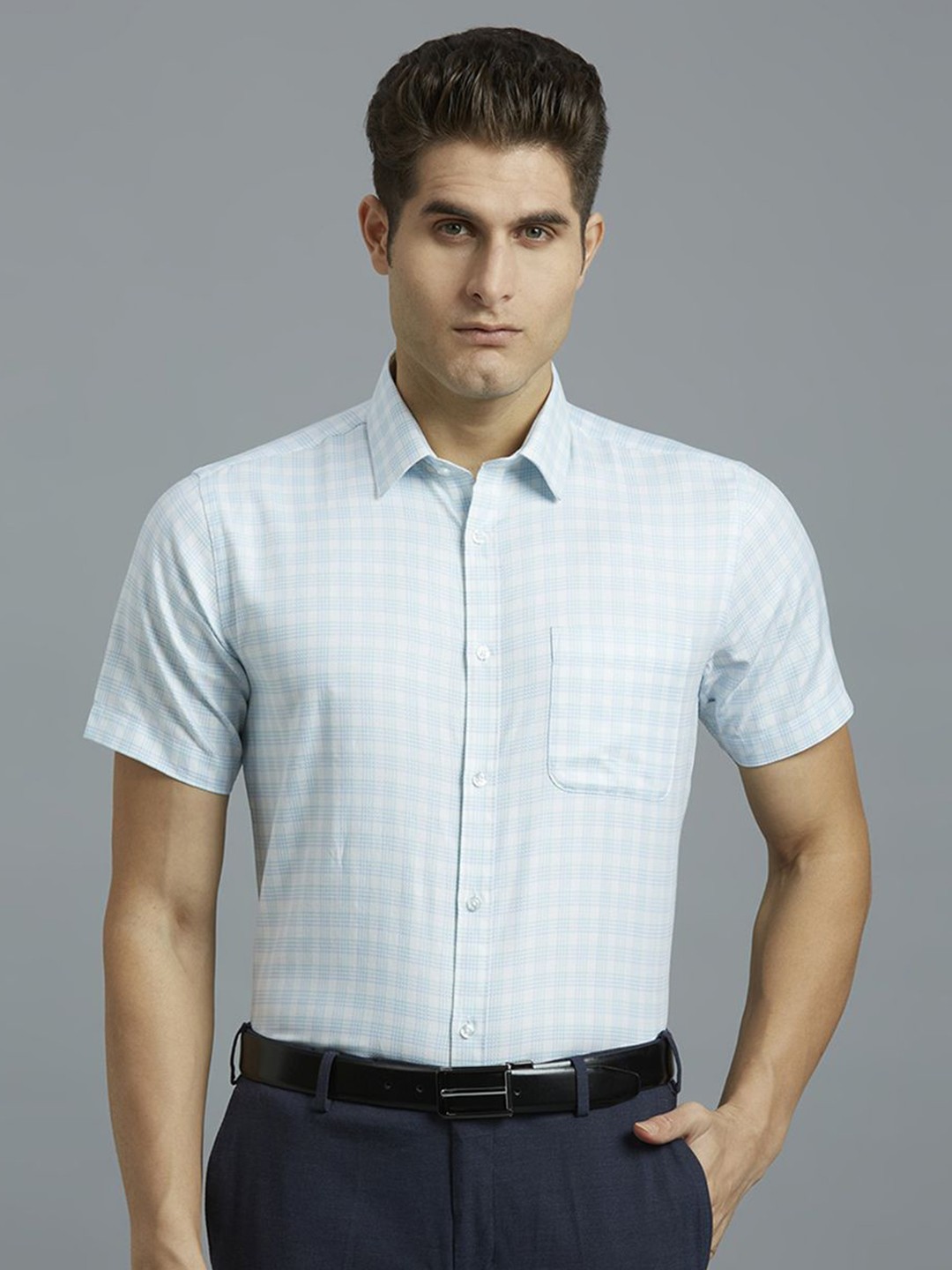 

Reid & Taylor Men India Slim Spread Collar Textured Cotton Formal Shirt, Green
