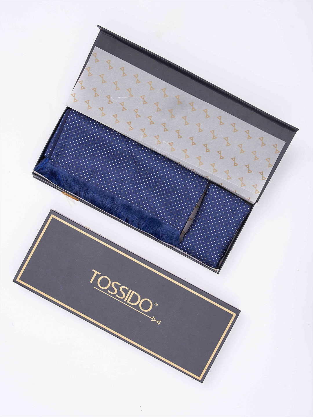 

Tossido Men Reversible Stole & Pocket Square Set, Blue