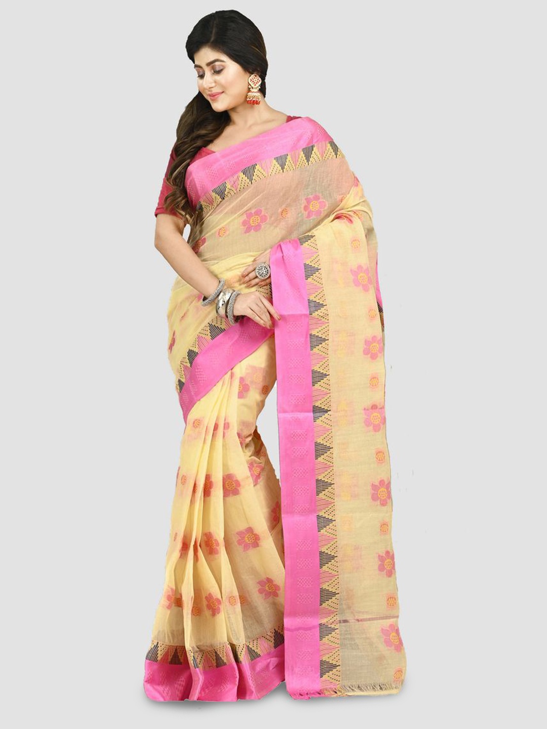 

Crochetin Floral Printed Pure Cotton Taant Saree, Beige