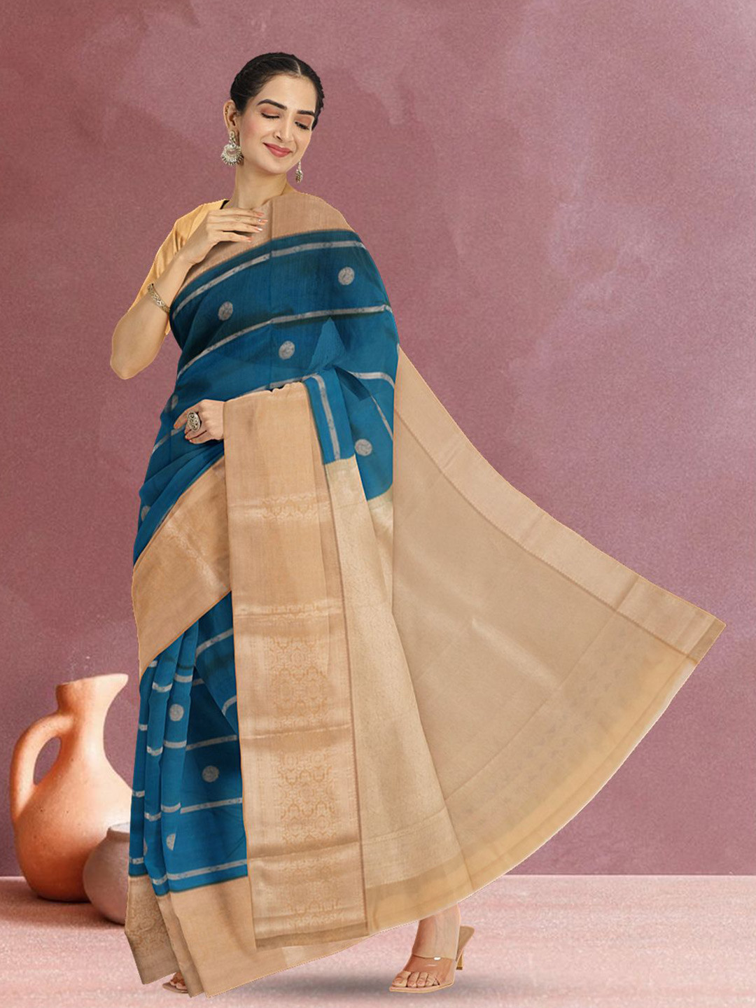

Avishya Woven Design Zari Silk Blend Kanjeevaram Saree, Blue