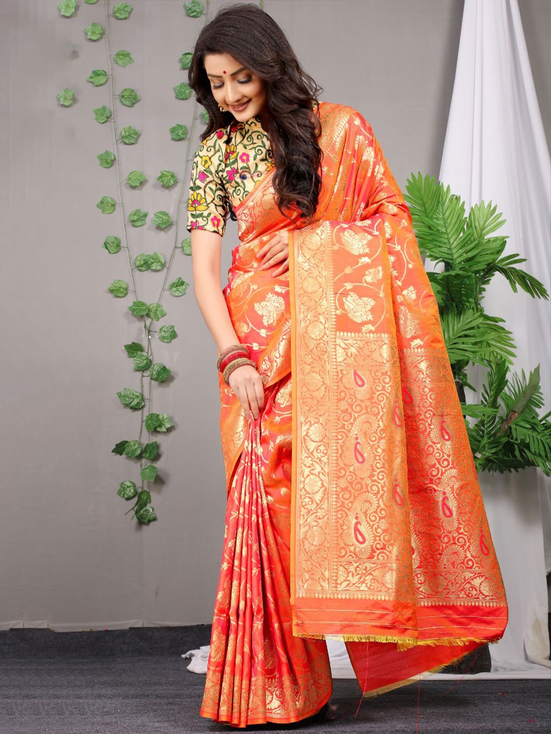 

Royal Rajgharana Saree Woven Design Zari Pure Silk Banarasi Sarees, Orange
