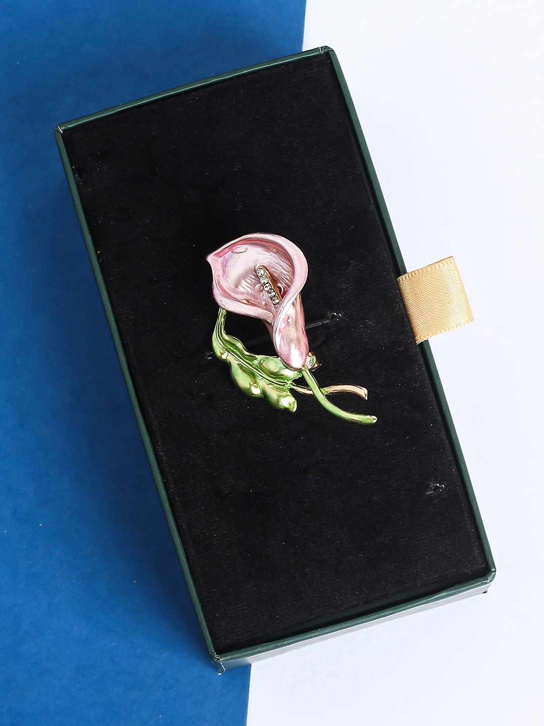 

Tossido Men Stone Studded Floral Shaped Brooch, Pink